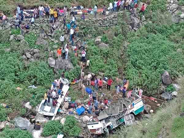 Uttarakhnd Paudi garhwal Dhumakot accident in Pics