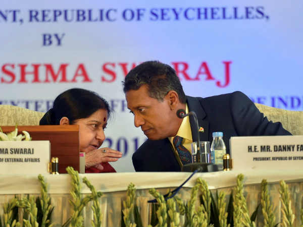  विदेश मंत्रालय के पास दर्ज कराई शिकायत