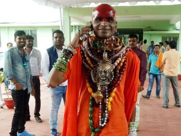 बाबा भारतीय जनता युवा मोर्चा (भाजयुमो) के मंडलाध्यक्ष