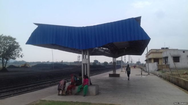 झारखंड का वो रेलवे स्टेशन जिसका कोई नाम नहीं झारखंड का वो रेलवे स्टेशन जिसका कोई नाम नहीं