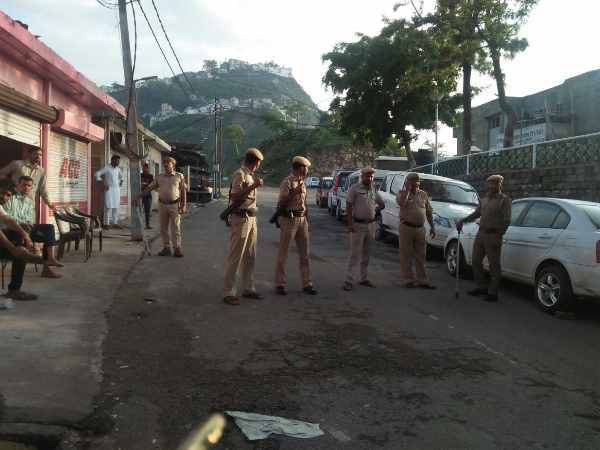 fire between Punjab Police and criminals near Naina Devi Temple fire between Punjab Police and criminals near Naina Devi Temple
