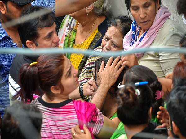 'डैडी' के बताए काम करने से बढ़ने लगा था कारोबार 'डैडी' के बताए काम करने से बढ़ने लगा था कारोबार