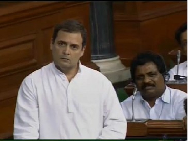 राफेल डील पर मोदी सरकार बोला हमला राफेल डील पर मोदी सरकार बोला हमला