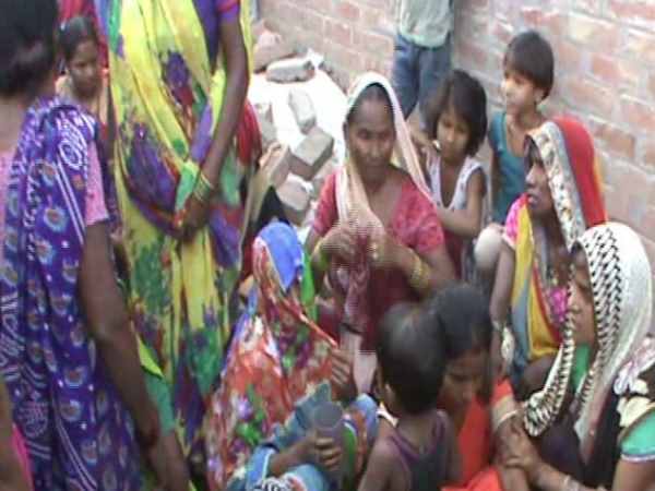 minor girl found body in Farrukhabad