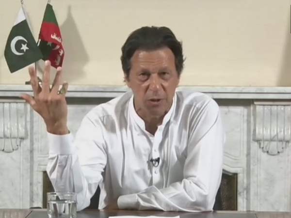 मैं भारत के साथ बेहतर रिश्ते चाहने वाला पाकिस्तानी: इमरान मैं भारत के साथ बेहतर रिश्ते चाहने वाला पाकिस्तानी: इमरान