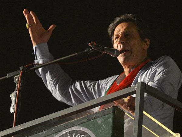 लेकिन सेना के समर्थक 