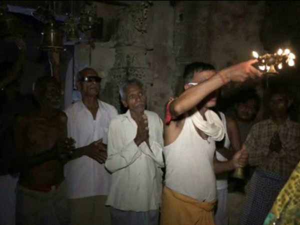 भविष्यवाणी के बाद 100 गांवों के किशान शुरू करते है फसलों की बुआई भविष्यवाणी के बाद 100 गांवों के किशान शुरू करते है फसलों की बुआई