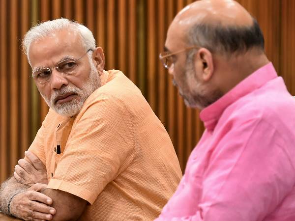 भाजपा के खिलाफ चार दलों का महागठबंधन भाजपा के खिलाफ चार दलों का महागठबंधन