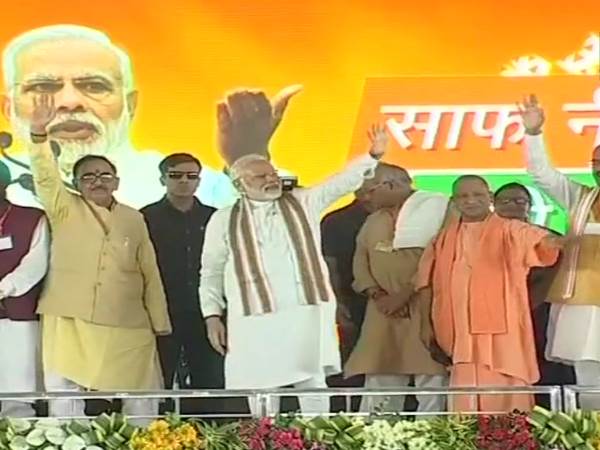 किसान कल्याण रैली: शाहजहांपुर में PM मोदी,कुछ देर में संबोधन