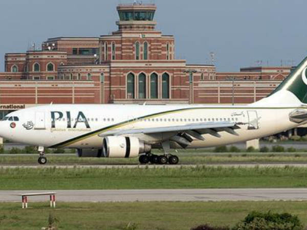 100 से ज्यादा कमांडो एयरपोर्ट पर 100 से ज्यादा कमांडो एयरपोर्ट पर