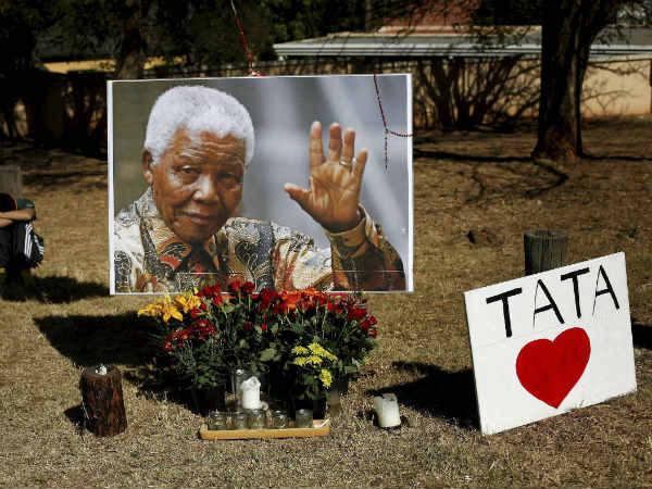 महात्‍मा गांधी से हुए प्रभावित 