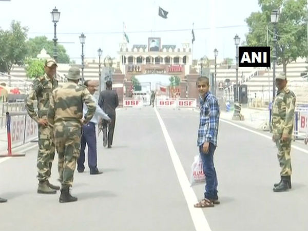 वापस नहीं जाना चाहता है