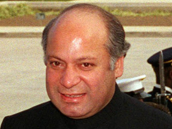 नवाज भी हुए तख्तापलट का शिकार नवाज भी हुए तख्तापलट का शिकार