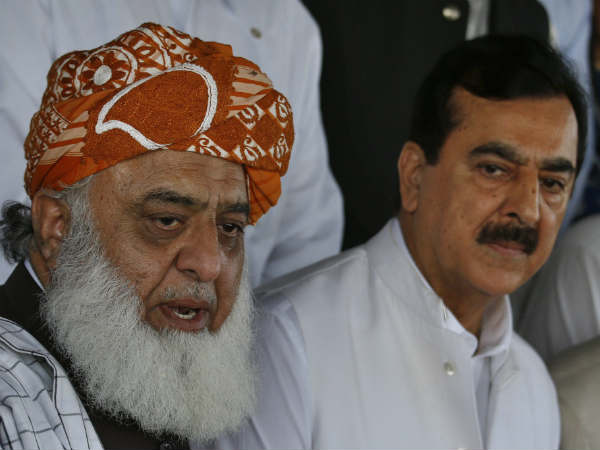 करीब आ रहे हैं पीएमएल-एन और पीपीपी