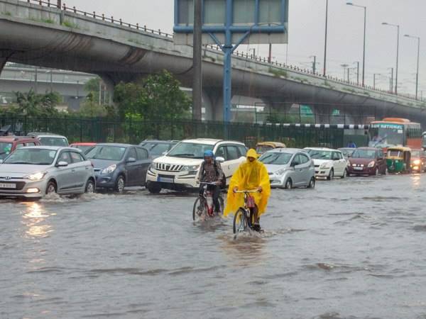 heavy rain in delhi ncr heavy rain in delhi ncr
