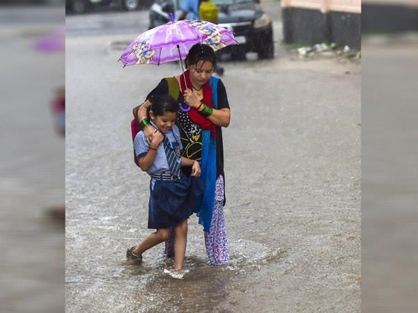 heavy rain in delhi ncr heavy rain in delhi ncr