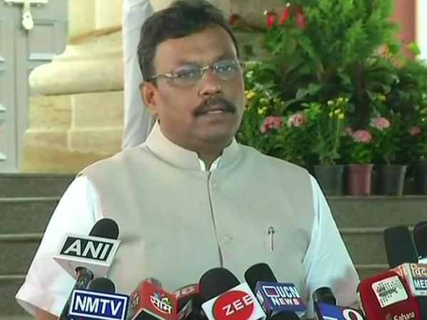 Director Of Education has been directed to send a committee to the school in Pune