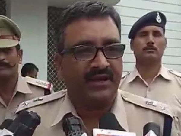 मामले में एक महिला समेत 5 की गिरफ्तारी
