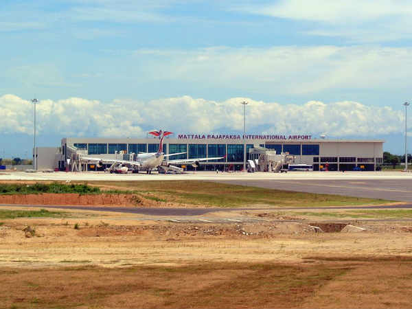 210 मिलियन डॉलर का एयरपोर्ट, 20 करोड़ का नुकसान 