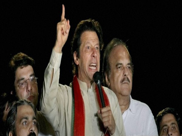 पीटीआई ने कहा कि वो भारत से शांतिपूर्ण रिश्ते चाहती है... पीटीआई ने कहा कि वो भारत से शांतिपूर्ण रिश्ते चाहती है...