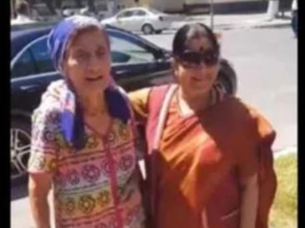उज्बेकिस्तान की सड़क पर जब महिला ने सुषमा को बॉलीवुड का गाना उज्बेकिस्तान की सड़क पर जब महिला ने सुषमा को बॉलीवुड का गाना