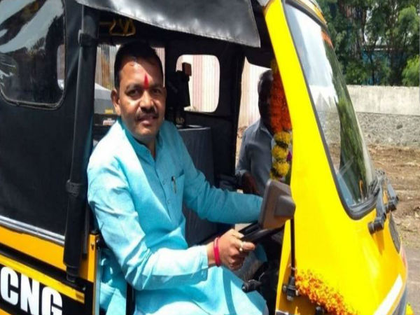 From an autorickshaw driver to PCMC’s mayor, meet Rahul Jadhav From an autorickshaw driver to PCMC’s mayor, meet Rahul Jadhav