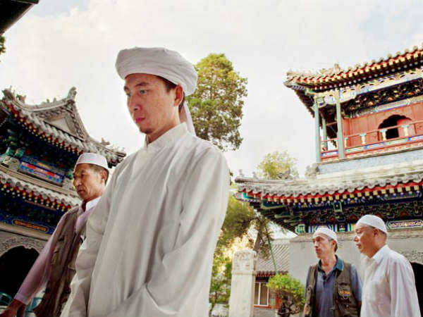 क्यों मुस्लिम देशों ने साधी चुप्पी