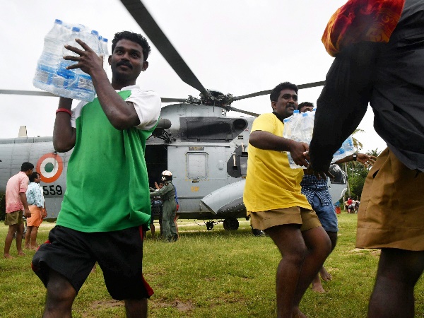 'सेल्फी खींचने के बाद सेना को जाने को कहा'