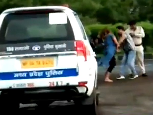 आधे घंटे से ज्यादा चला ड्रामा