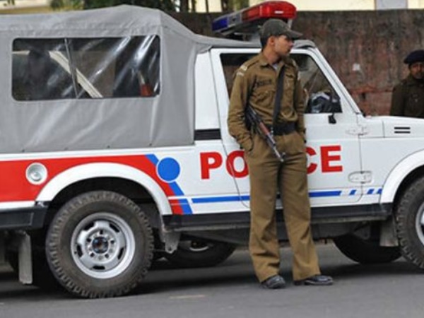 Drunk woman tries to run over another, molests her in east Delhi Jagatpuri Drunk woman tries to run over another, molests her in east Delhi Jagatpuri