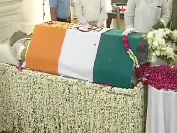 किसे मिलता है राजकीय सम्मान