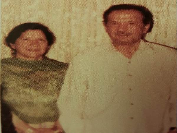 Pakistans new Prime Minister Imran Khans mothers house is in a shambles