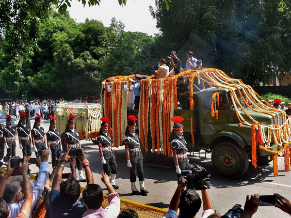 photos: tribute to former prime minister of india atal bihari vajpayee
