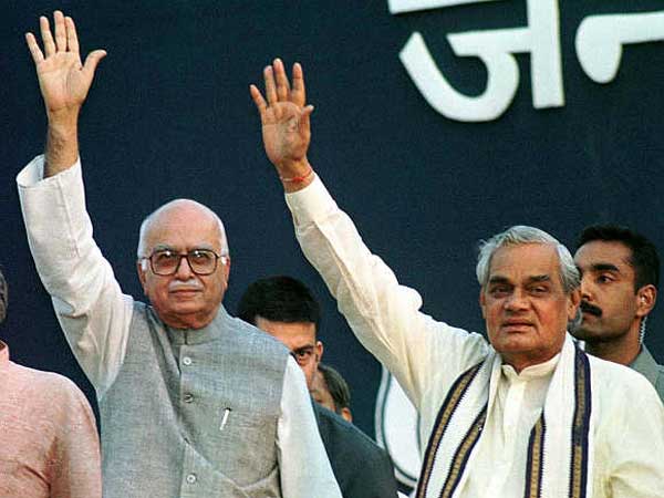 आडवाणी ने किया था रथयात्रा का ऐलान