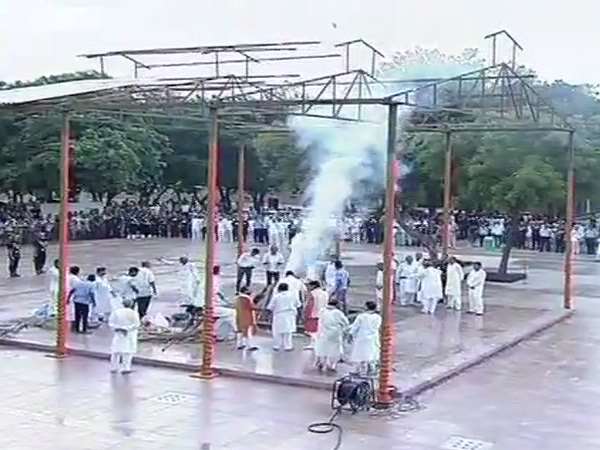 स्मृति स्थल पर हुआ अटल बिहारी वाजपेयी का अंतिम संस्कार