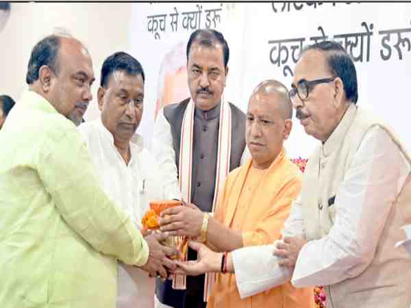 UP government will open 44 colleges in the name of vajpayee