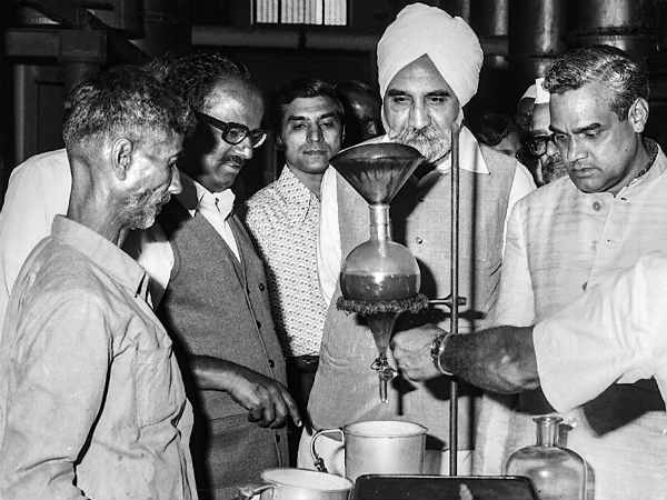 वसुधैव कुटुम्‍बकम में है भारत का भरोसा 