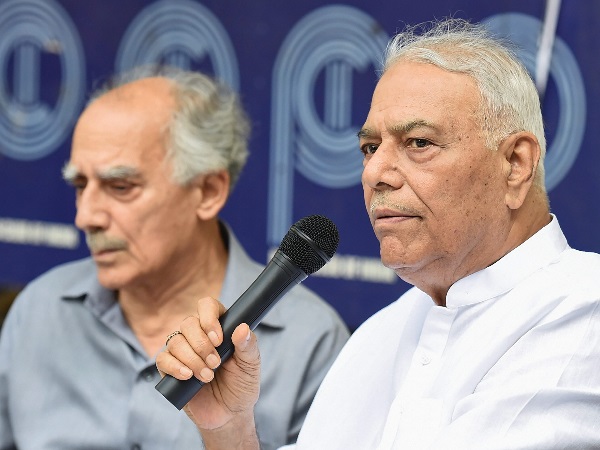 सरकार सीबीआई का दुरुउपयोग कर रही है