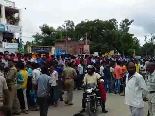  Fight between two communities in shahjahanpur near gurudwara