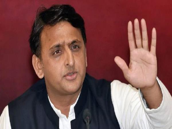 सुप्रीम कोर्ट के आदेश पर सरकारी बंगला खाली किया था.. 