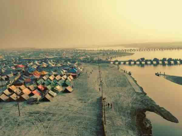 संगम की रेती पर बसाया जाएगा टेंट सिटी, पर्यटकों को भटकने की नहीं होगी जरूरत संगम की रेती पर बसाया जाएगा टेंट सिटी, पर्यटकों को भटकने की नहीं होगी जरूरत