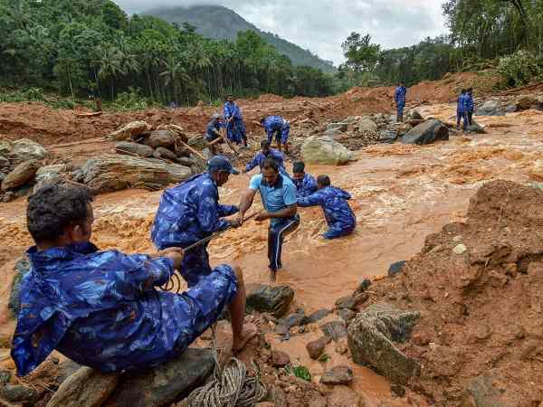 Death toll in Kerala floods, narendra modi, flood situation in kerala, kerala releif, kerala, केरल, केरल बाढ़