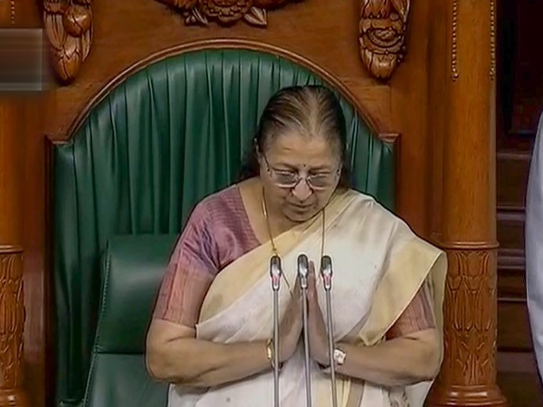 दोनों सदनों को किया गया स्थगित