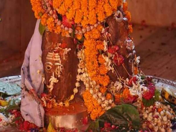 बिना फूलों के आती हैं सुगंध बिना फूलों के आती हैं सुगंध