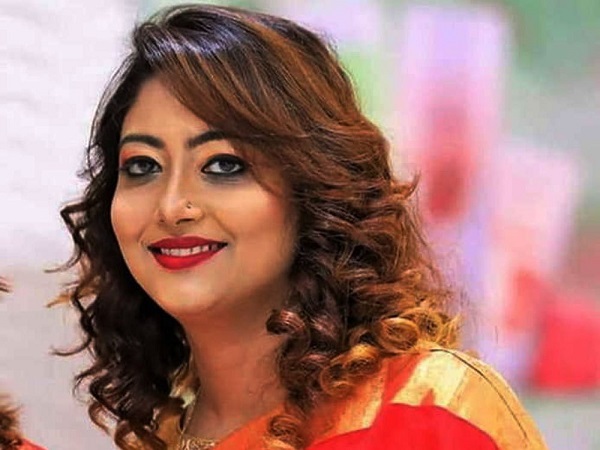 मनीषा दयाल कानून के शिकंजे में