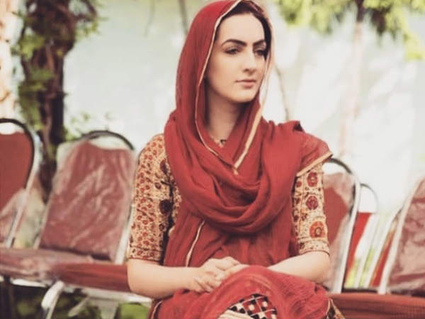 हजारा से चुनाव जीतने वाली पहली महिला हजारा से चुनाव जीतने वाली पहली महिला