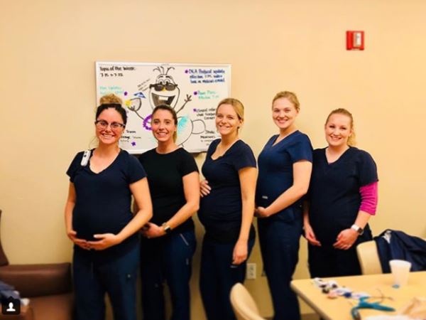 सभी नर्सें को दी गई छुट्टियां