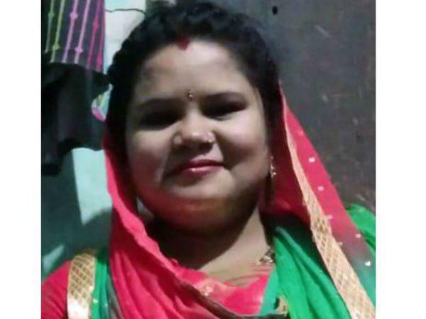 A husband murdered his wife in front of a 3-year-old son in Noida