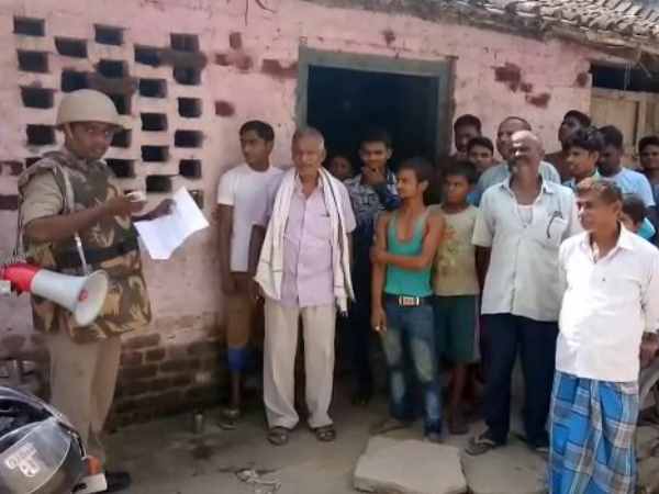 raja bhaiya questioned police action against illegal weopon holders