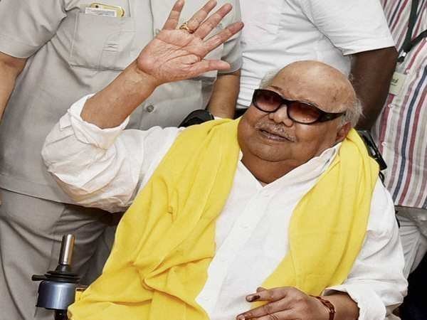 हिंदी विरोधी लेख लिखे और काफी मशहूर हो गए... 